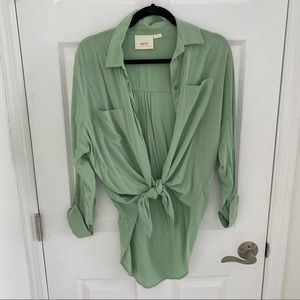ANTHROPOLOGIE BUTTON UP BLOUSE